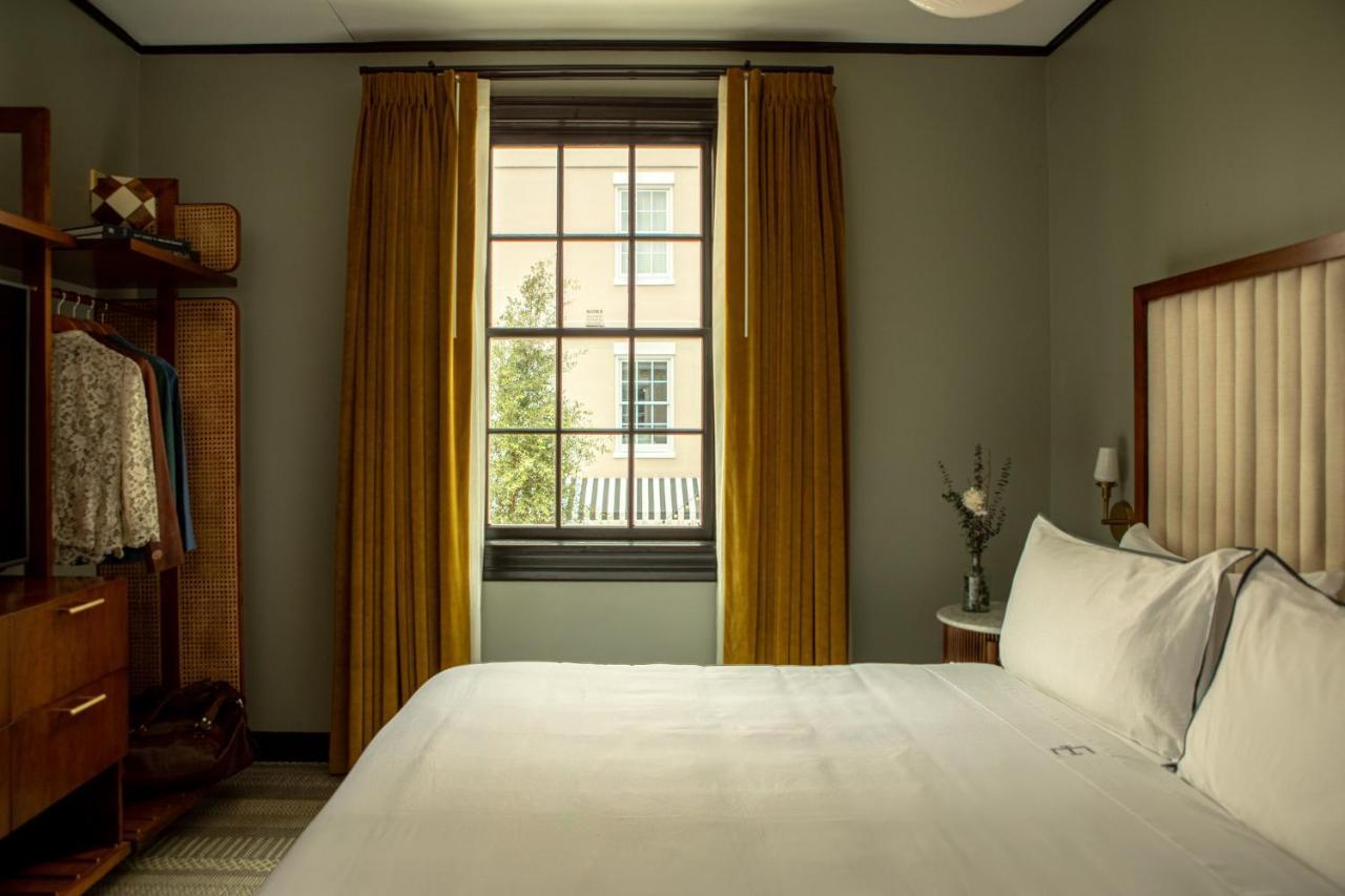 Emeline Hotel